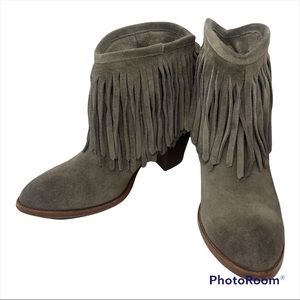 Frye Ilana Women’s Fringe Slip Ankle Boots 8